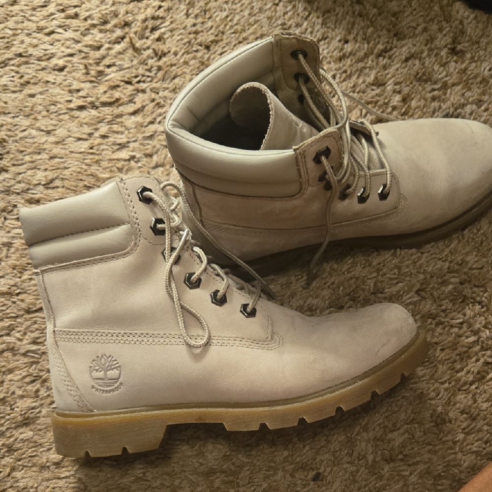 Timberland Off-White Leather Boots